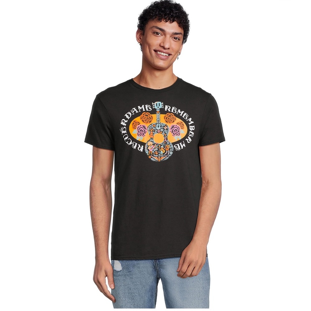 Disney Coco Men’s black short sleeved shirt Men’s Size L NWOT